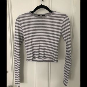 BRANDY MELVILLE grey & white striped crop top